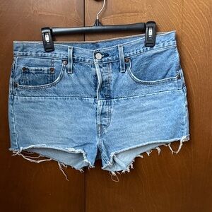 Levi’s 501 150th Anniversary Cut Off Frayed Hem Blue Jean Shorts NWOT W32